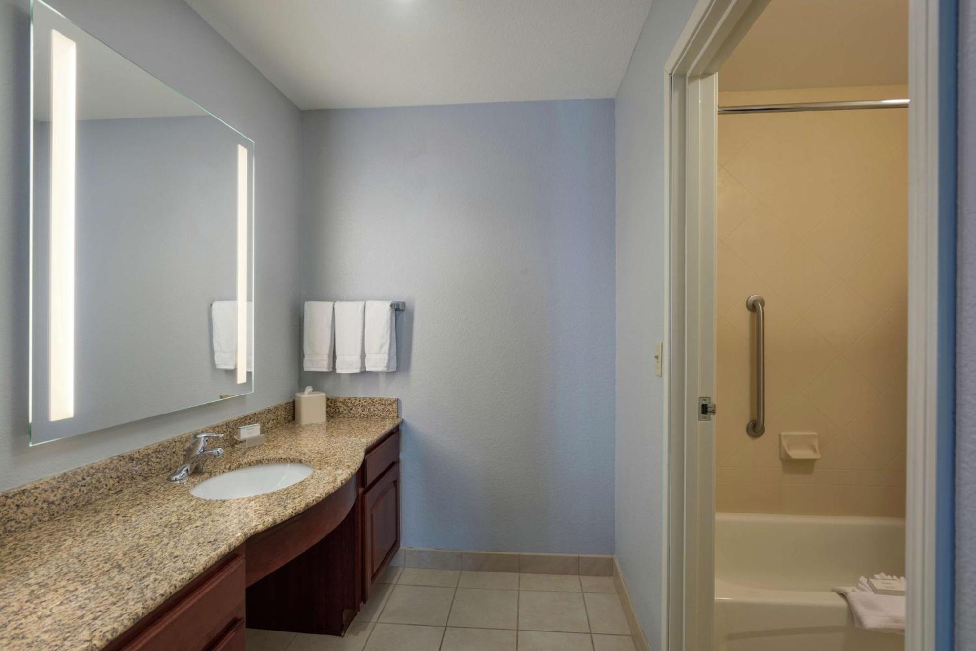 Homewood Suites By Hilton Fort Collins Exteriér fotografie