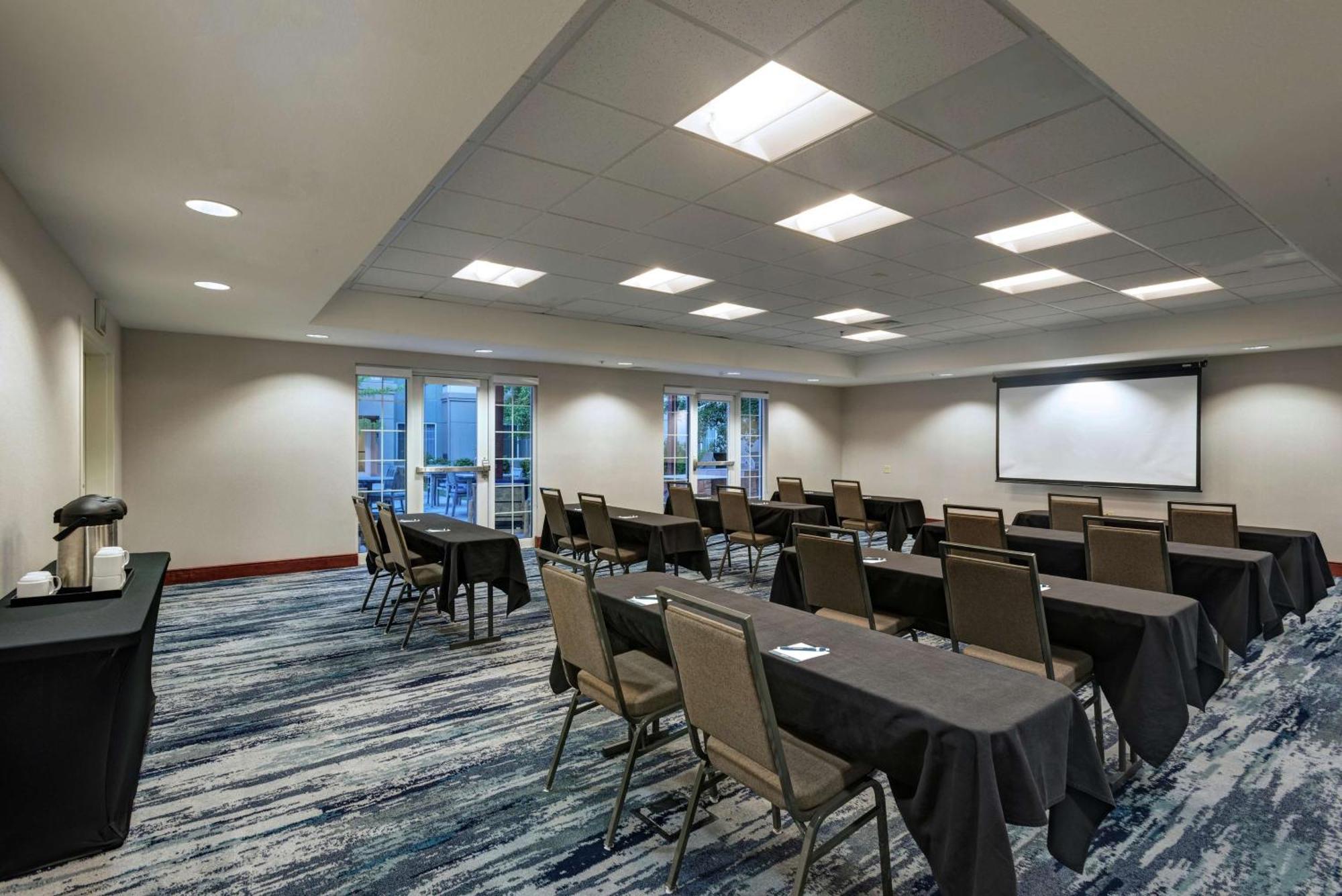 Homewood Suites By Hilton Fort Collins Exteriér fotografie