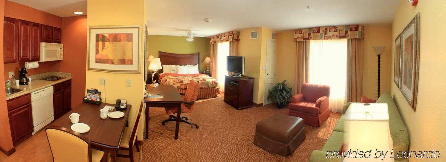 Homewood Suites By Hilton Fort Collins Pokoj fotografie