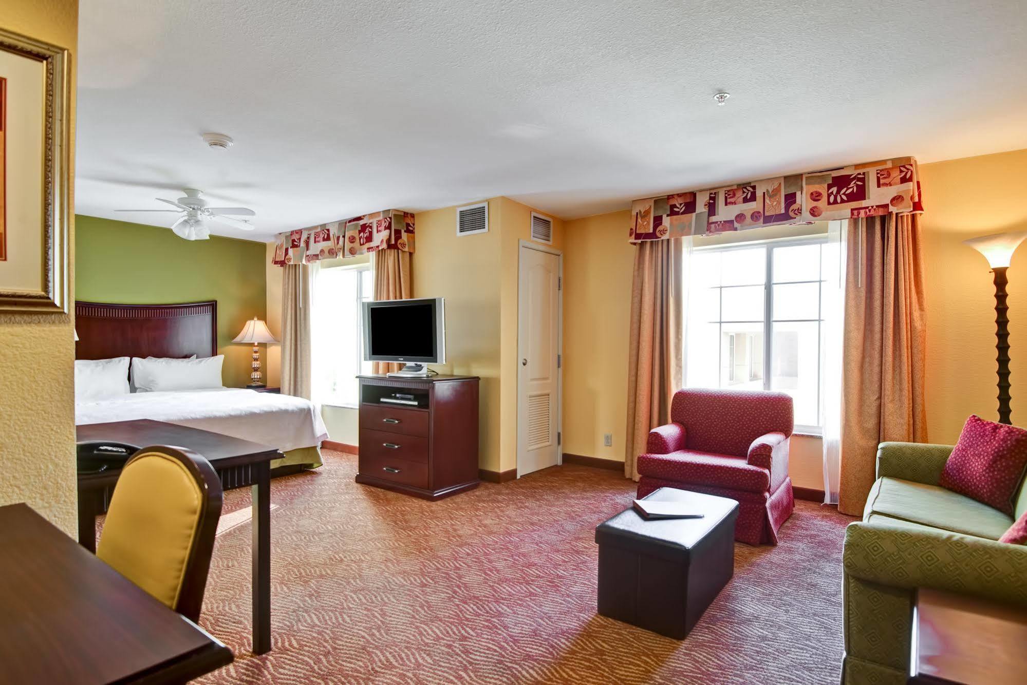 Homewood Suites By Hilton Fort Collins Exteriér fotografie